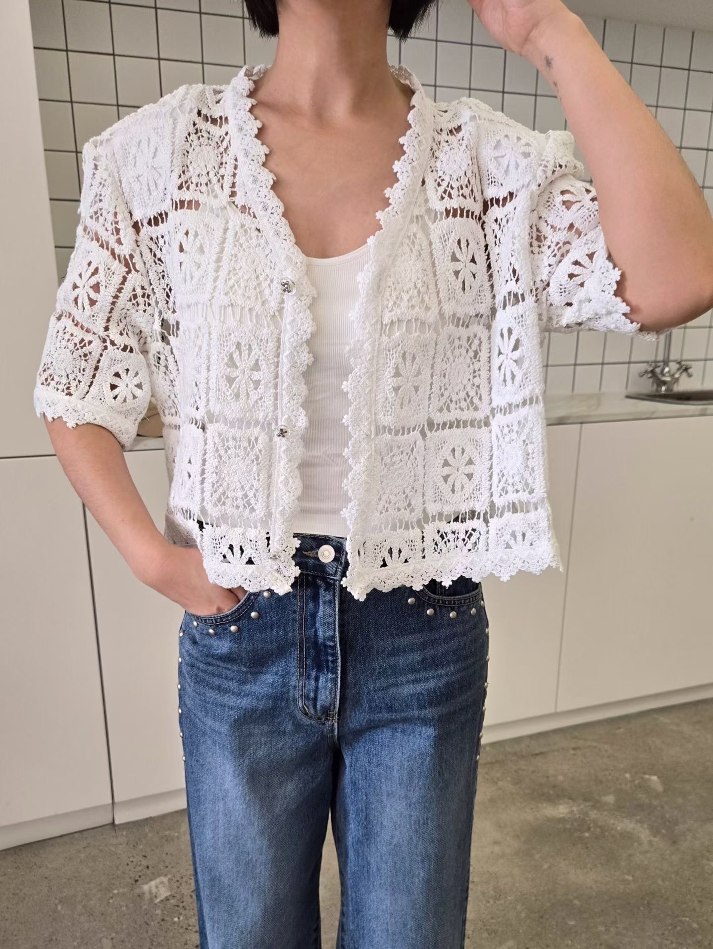 白色方鑽蕾絲外套