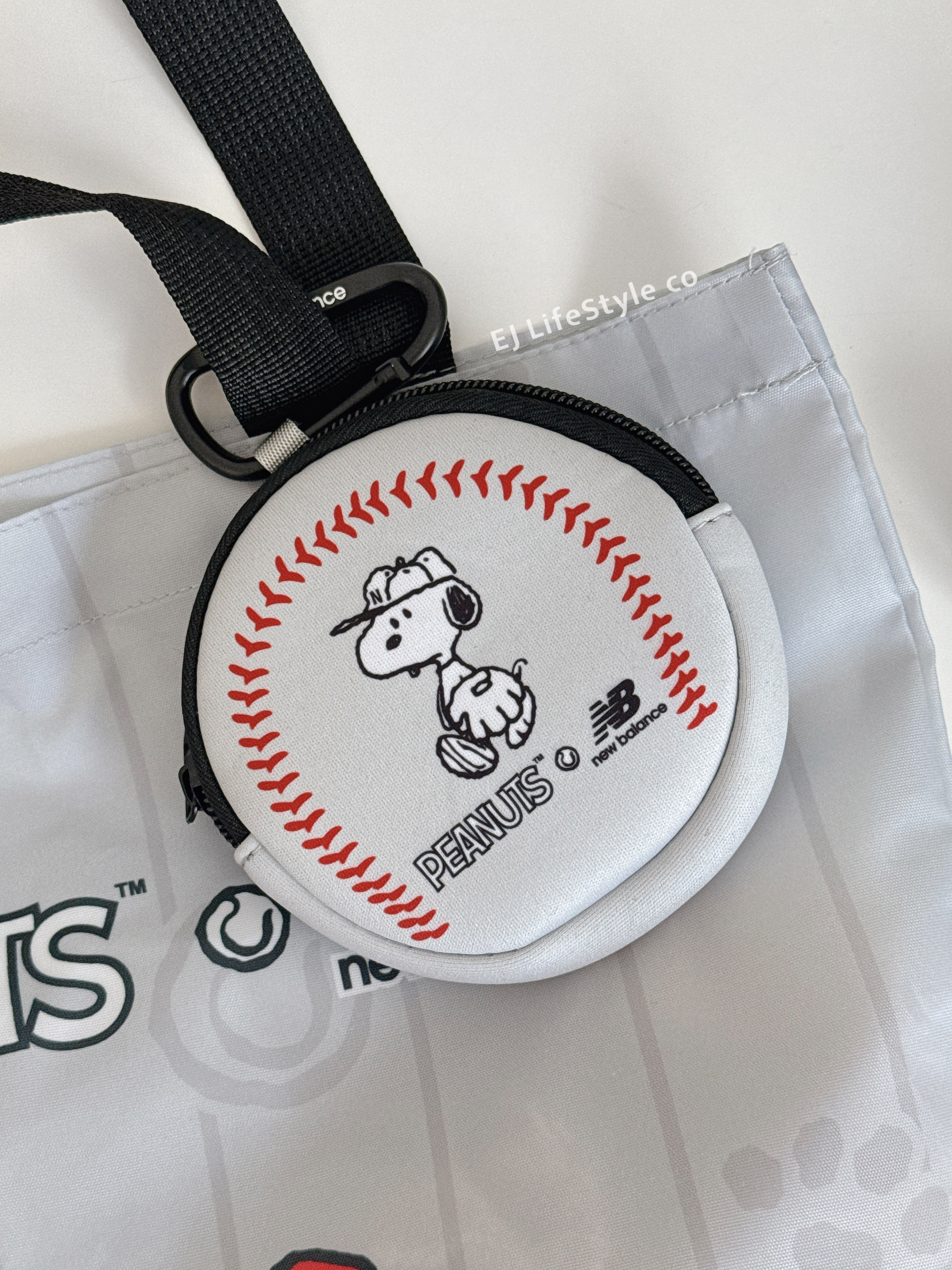 PEANUTS X NEW BALANCE NB SNOOPY 史努比 摺疊購物袋 收納 零錢袋 / 現貨