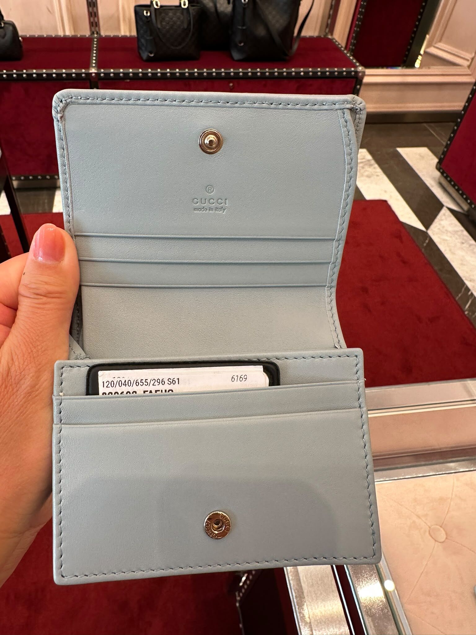 LYS02034 Gucci GG Emblem mini wallet