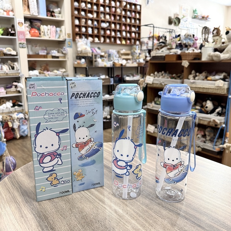 《07045》帕恰狗透明水壺/700ml