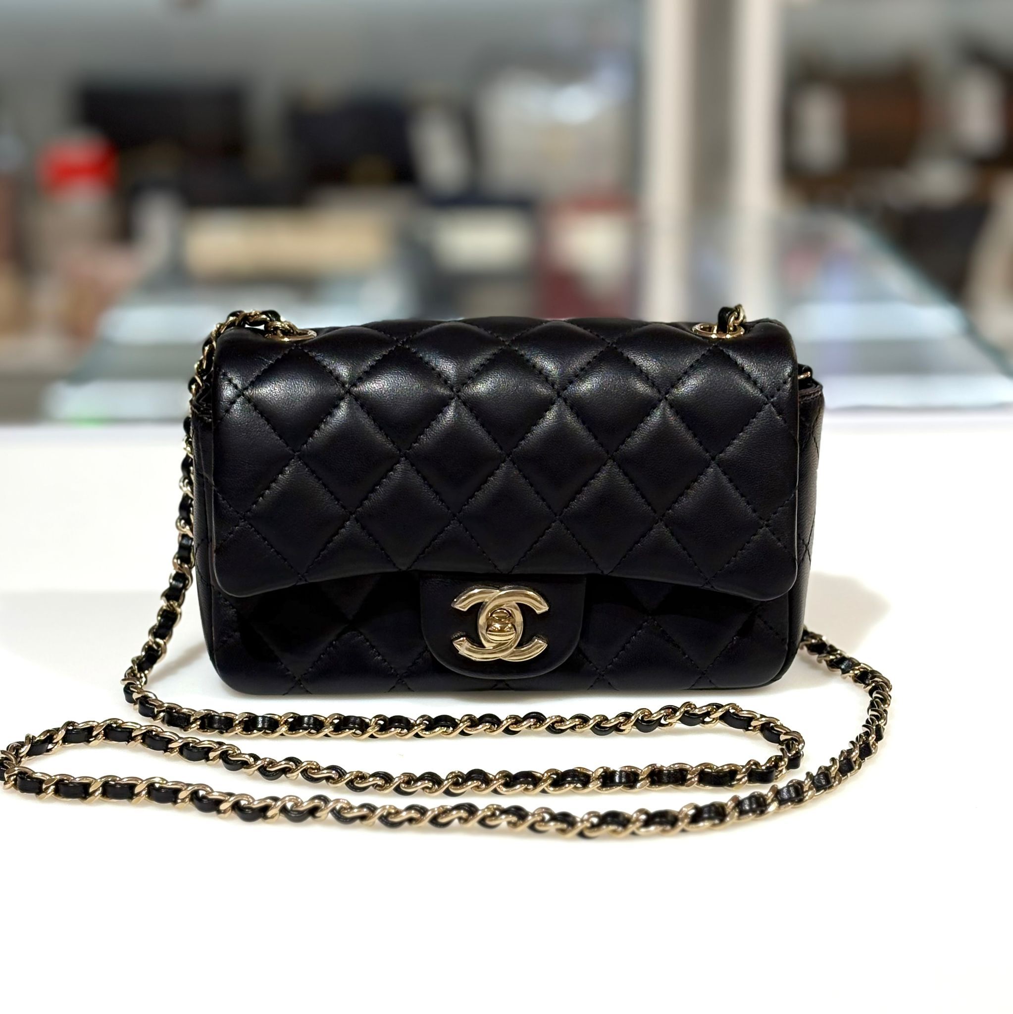 全新CHANEL CF18 AS5219 黑色小羊皮淡金扣MINI FLAP BAG #CF20 #CF17 #BRAND NEW #香榭站正品