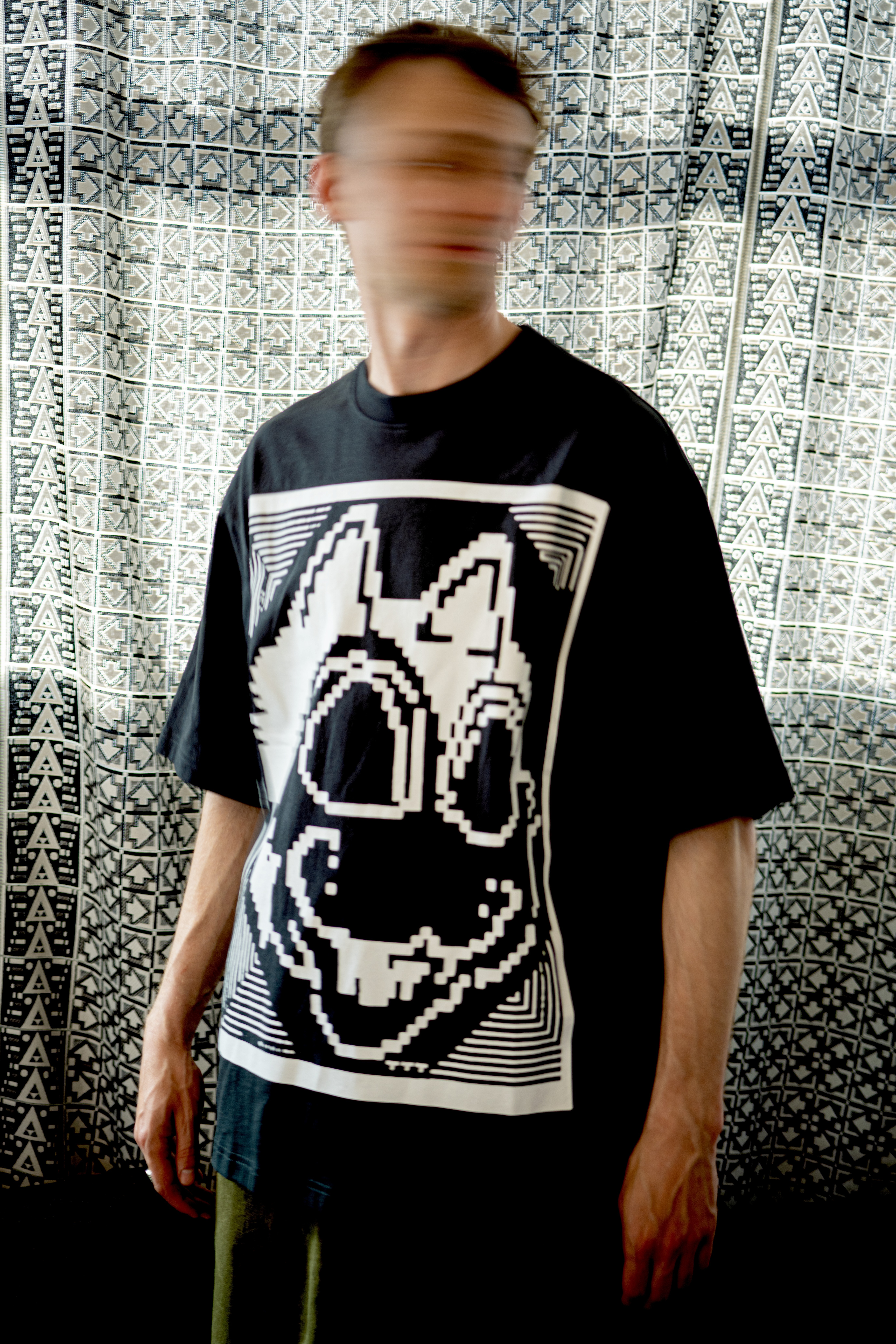 TTT DIGICAT T-SHIRT BLACK
