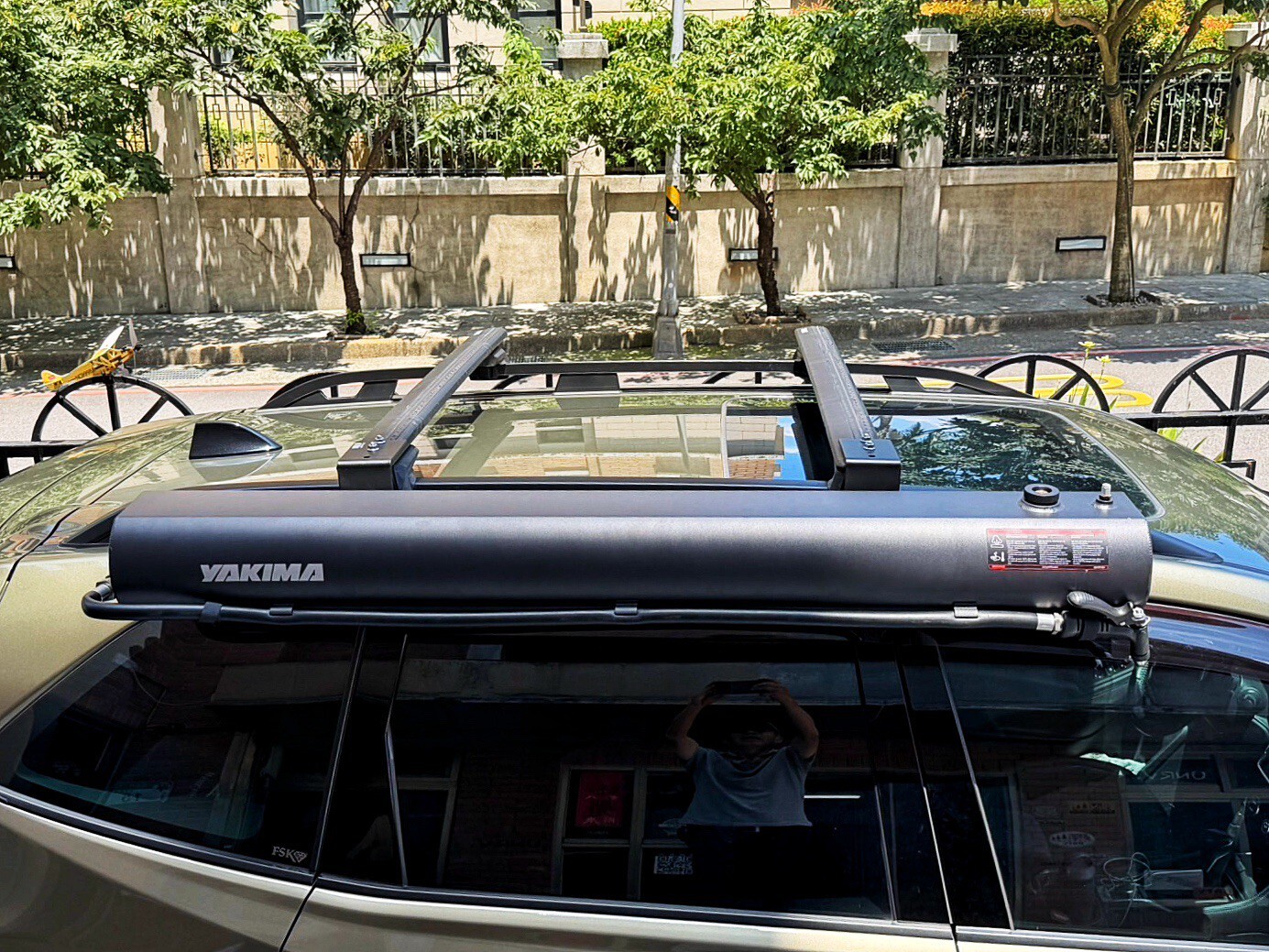 YAKIMA RoadShower 7G installed on Subaru Forester by unrv Taiwan