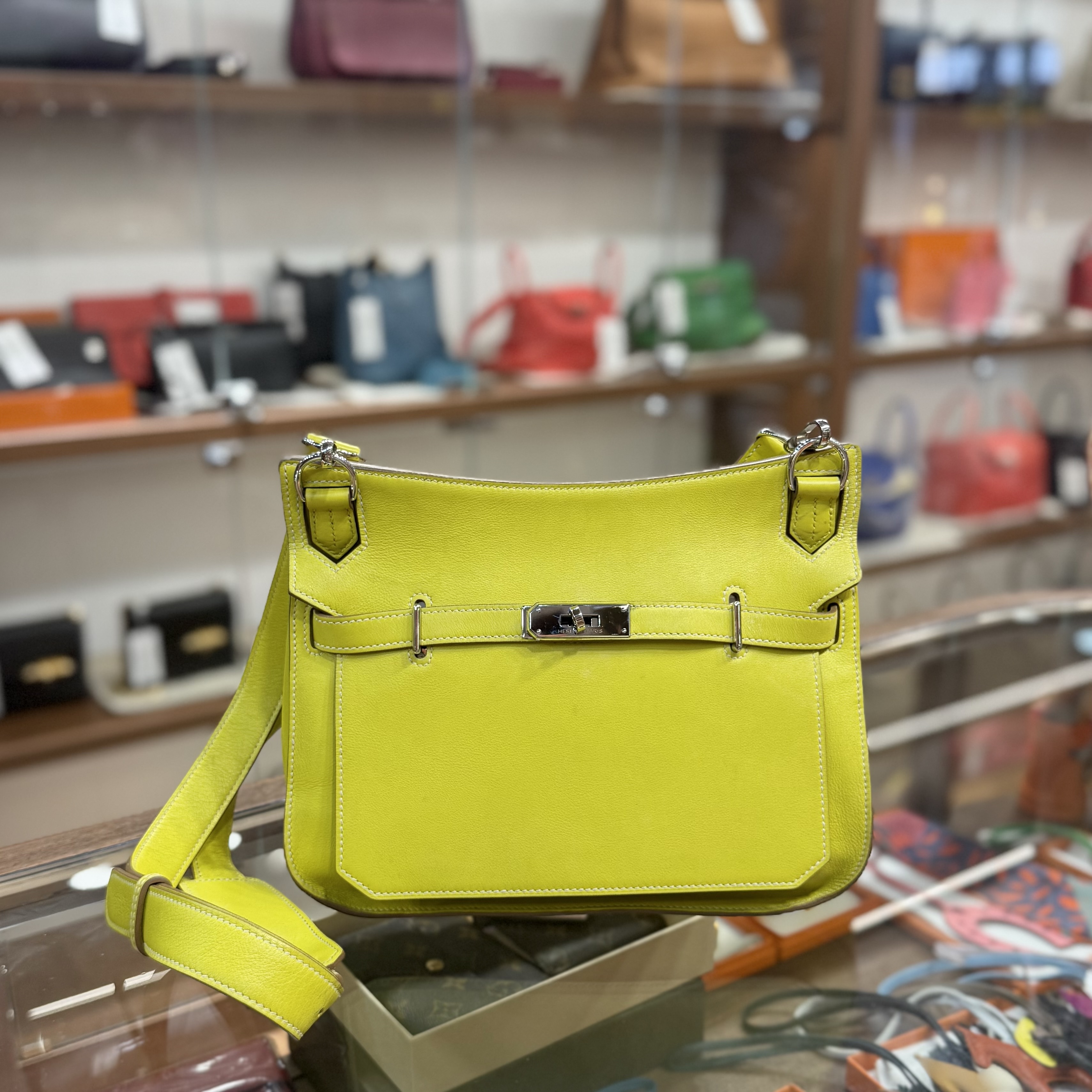 USED HERMES  JYPSIERE 28 檸檬黃銀扣SWIFT皮 9R LIME PHW #愛馬仕吉普賽包