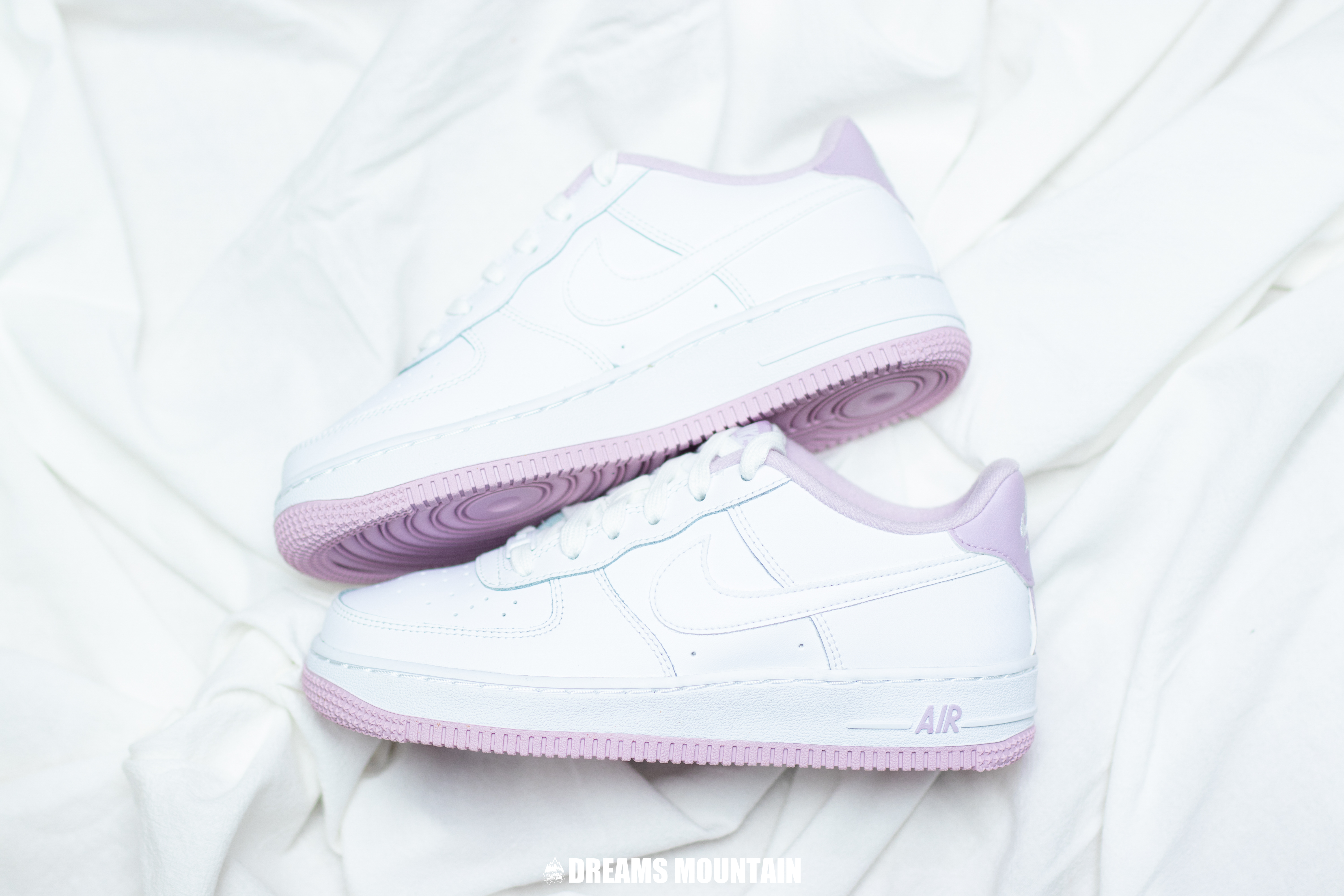 【預訂】NIKE AIR FORCE 1 白丁香紫-GS