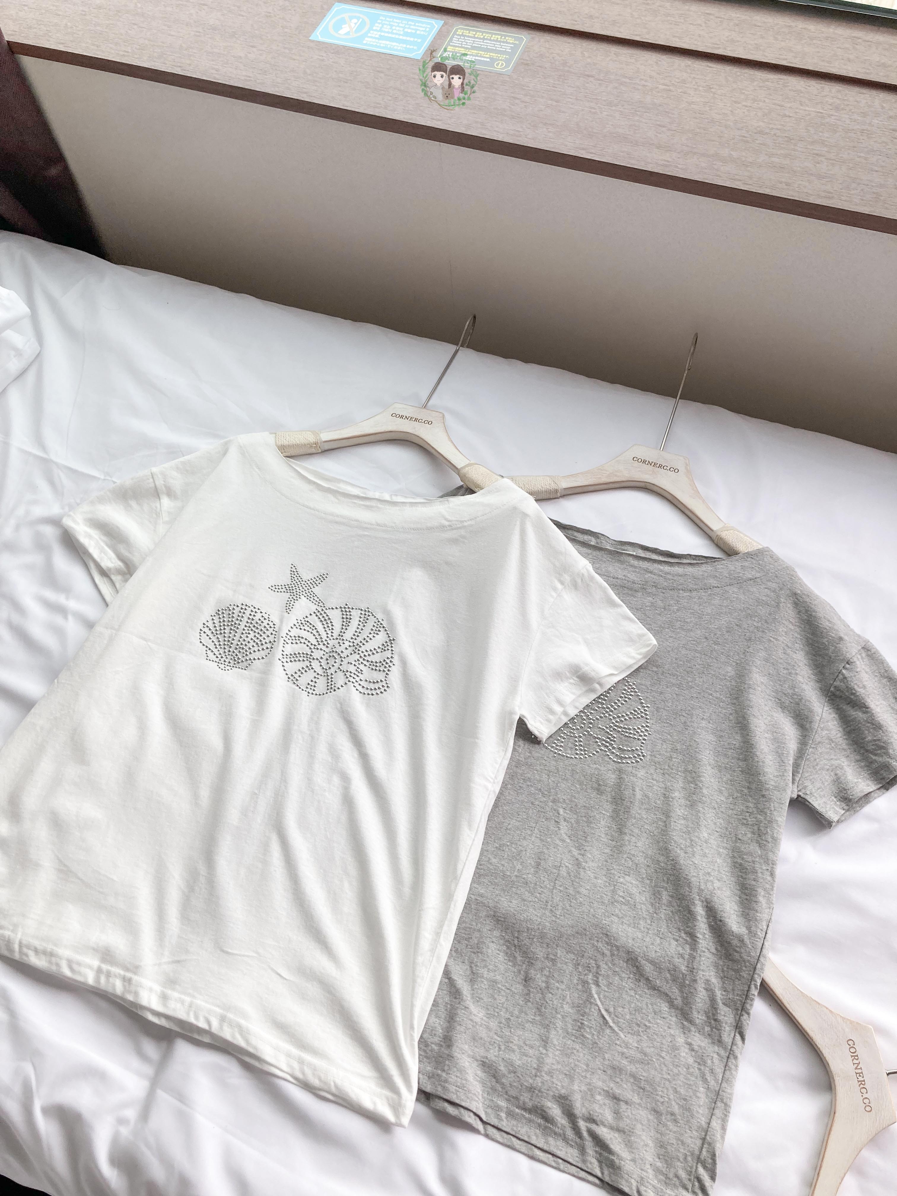 貝殼珠珠單肩寬鬆上衣〈🇰🇷DAY 3〉