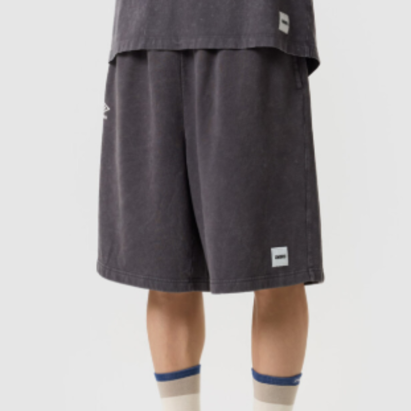 【代購】UMBRO Comet Washed Balloon Fit 5-Inch Shorts 水洗氣球版五分短褲 復古寬鬆休閒短褲 男女同款