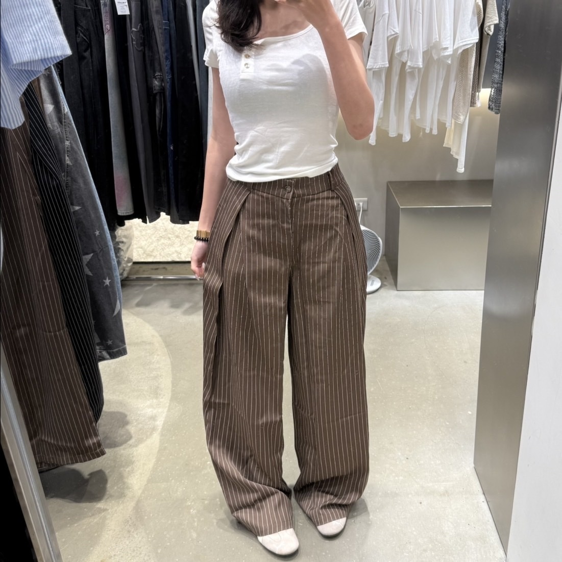 越南品牌 111 線條褲（Ｓ）