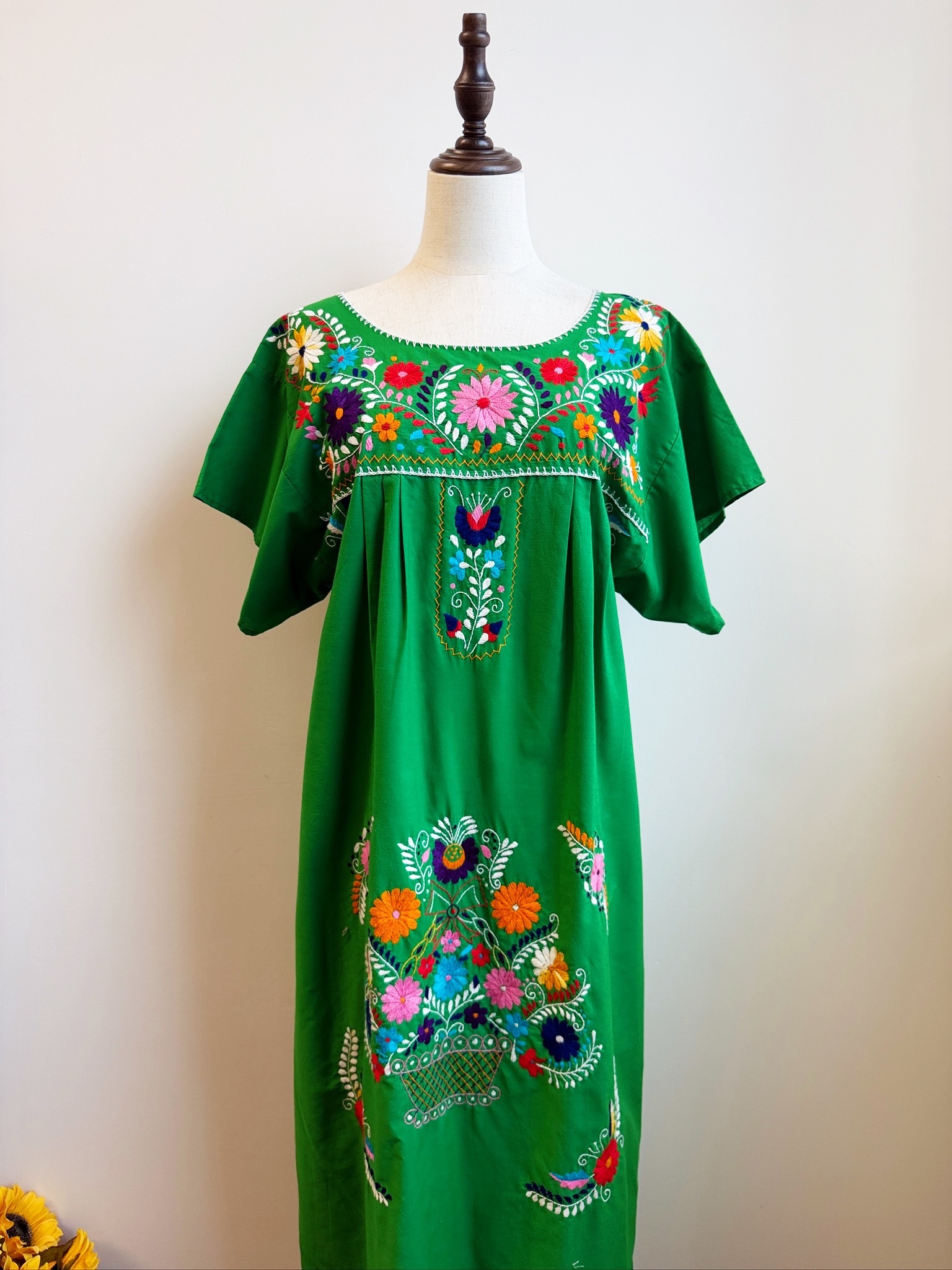 綠色墨西哥刺繡連身裙