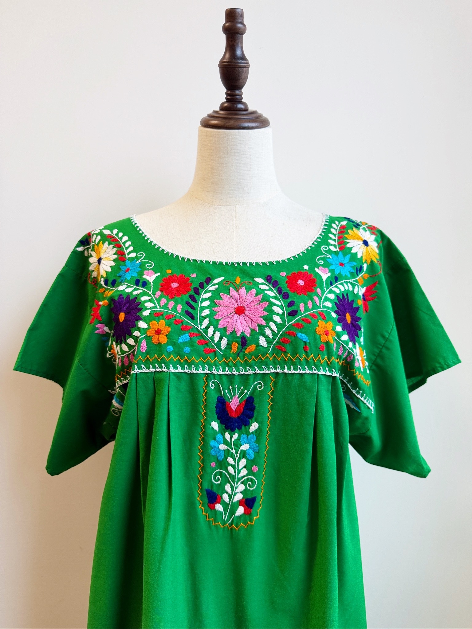 綠色墨西哥刺繡連身裙