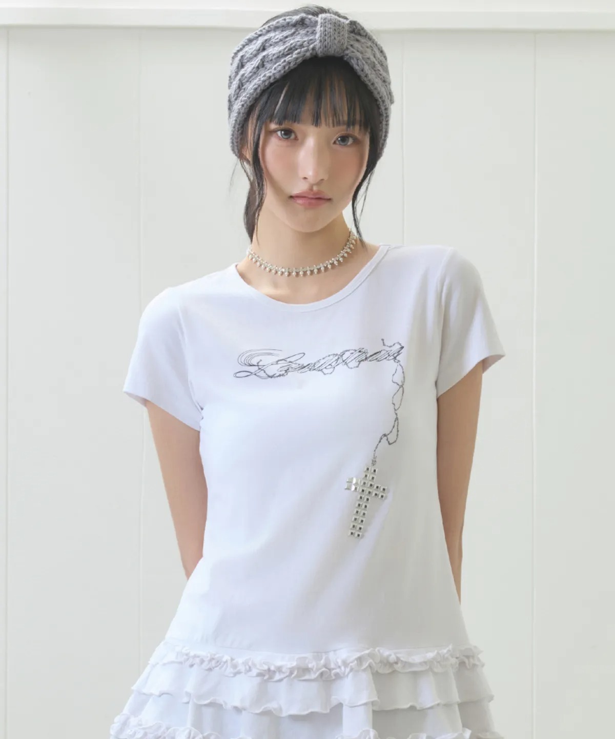 LUVISTRUE EL CROSS FRILL TEE