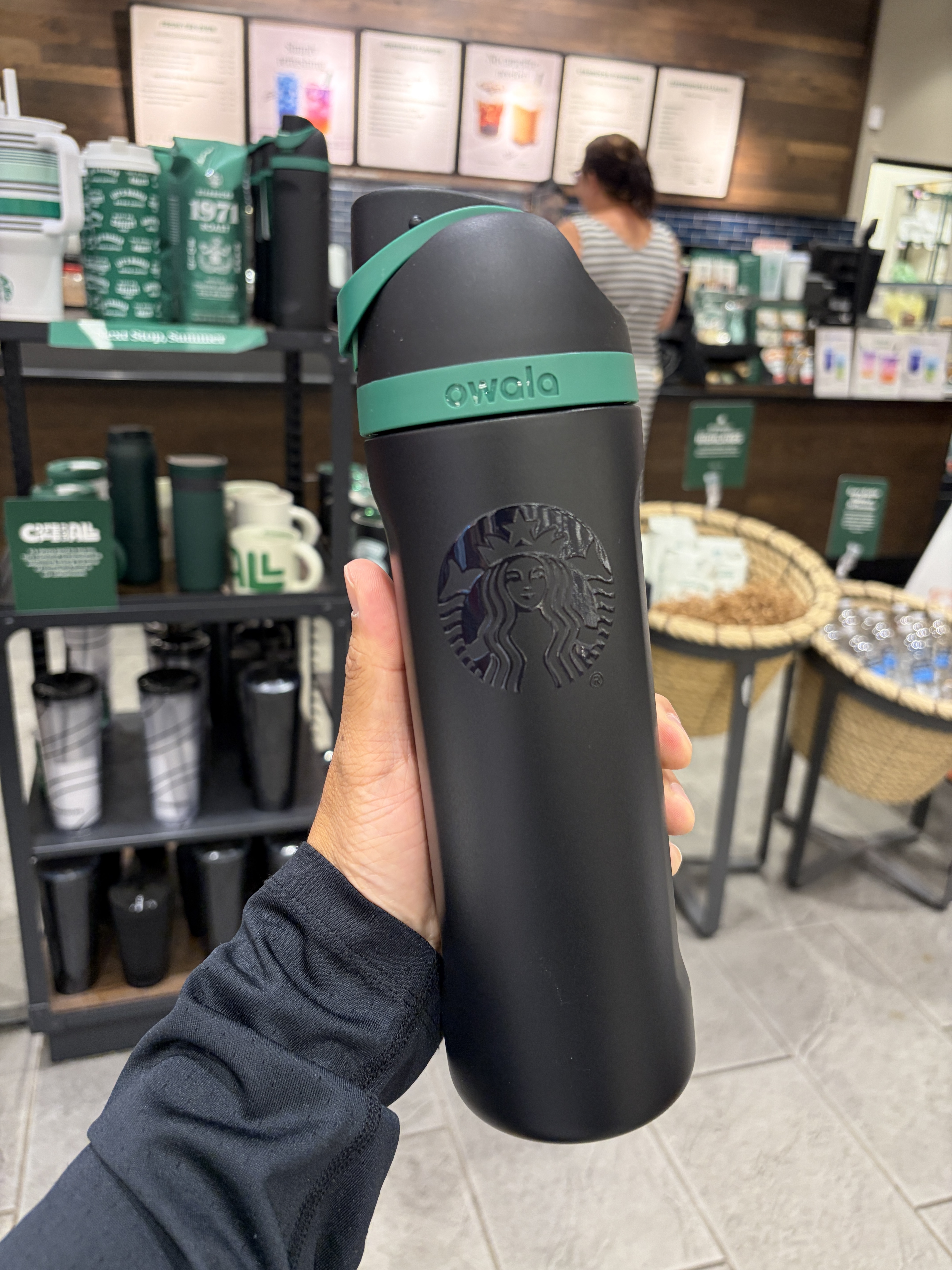 【限時】星巴克 x Owala 聯名款(24oz 710ML) 不鏽鋼 FreeSip 水壺 (內有吸管)