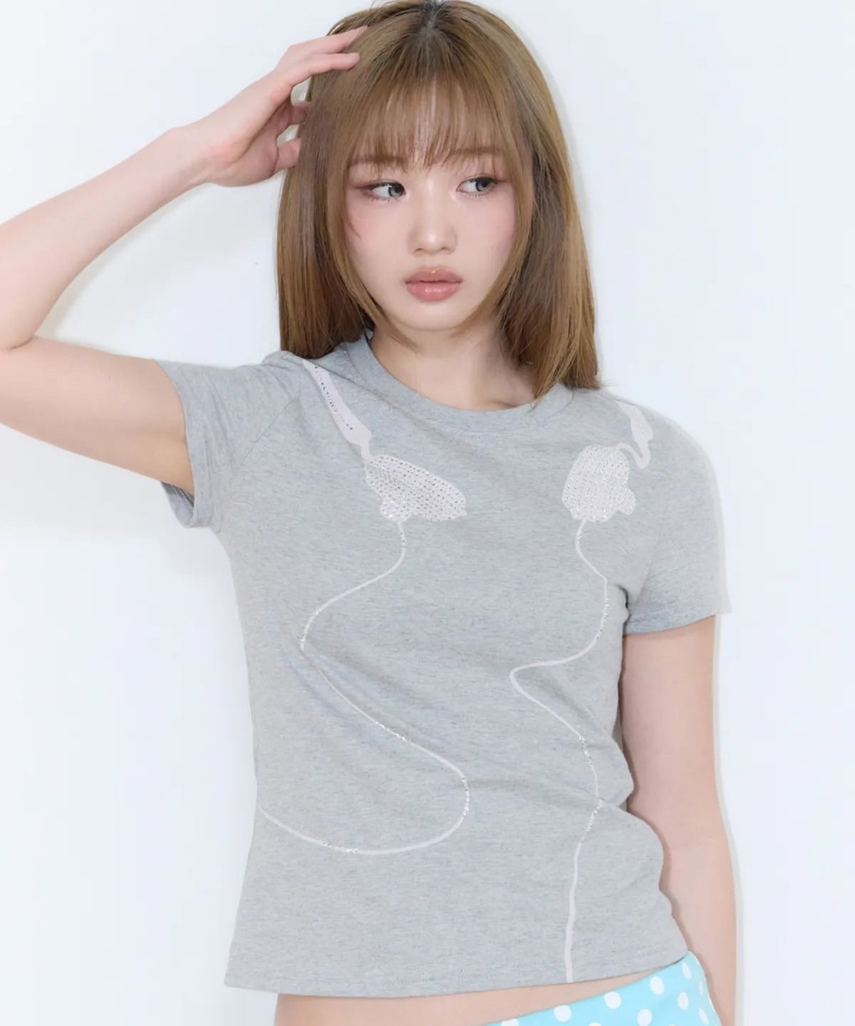 LUVISTRUE SY HEADSET GRAPHIC TEE