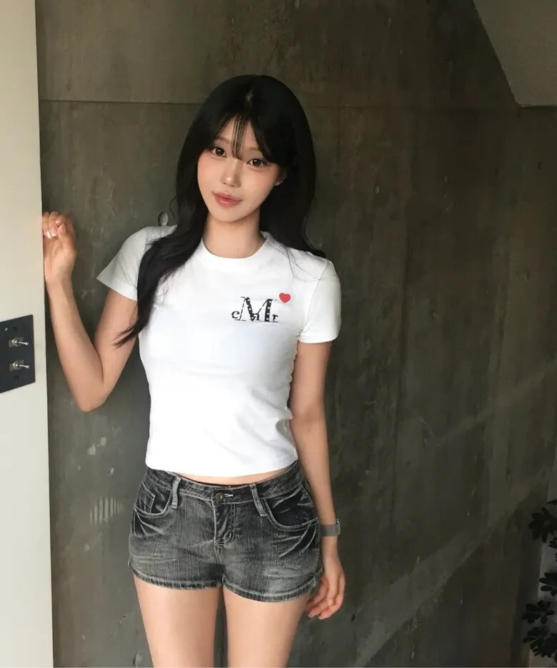 【限時兩件免運】韓國 Mucent LOVRITS MINI HEART LOGO R-NECK HALF T 小紅心LOGO 短袖T恤