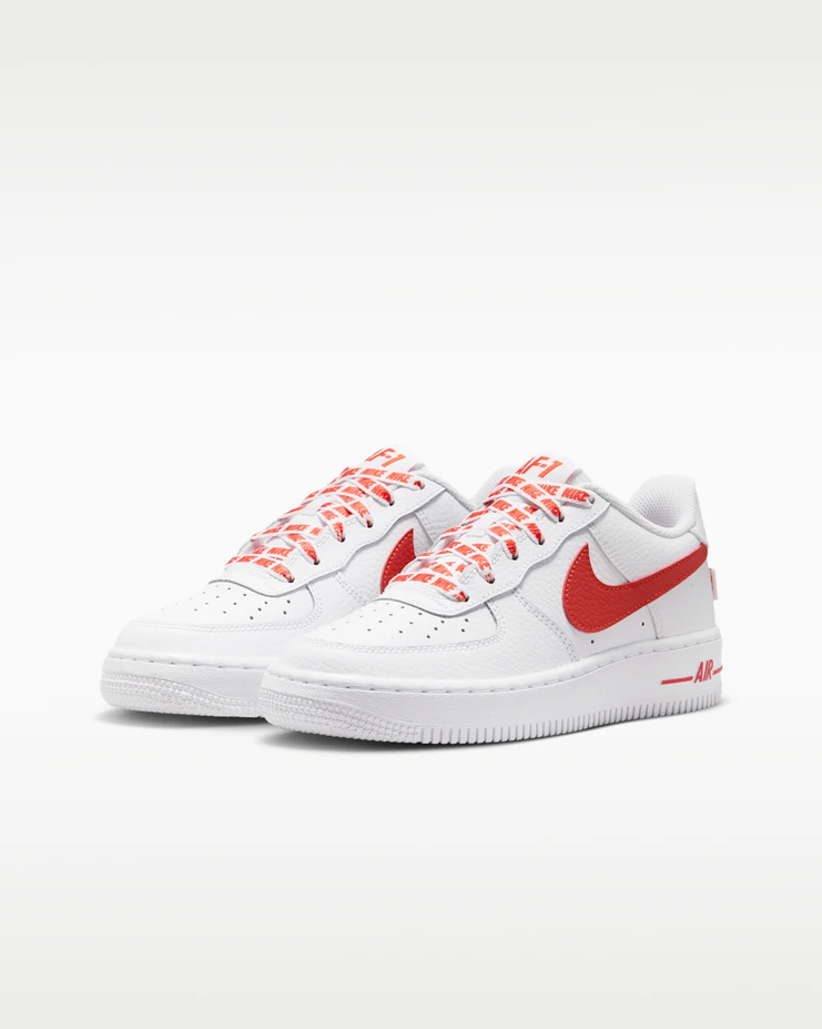 【預訂】 NIKE AIR FORCE 1 LOW 白紅"NIKE"文字鞋帶-GS