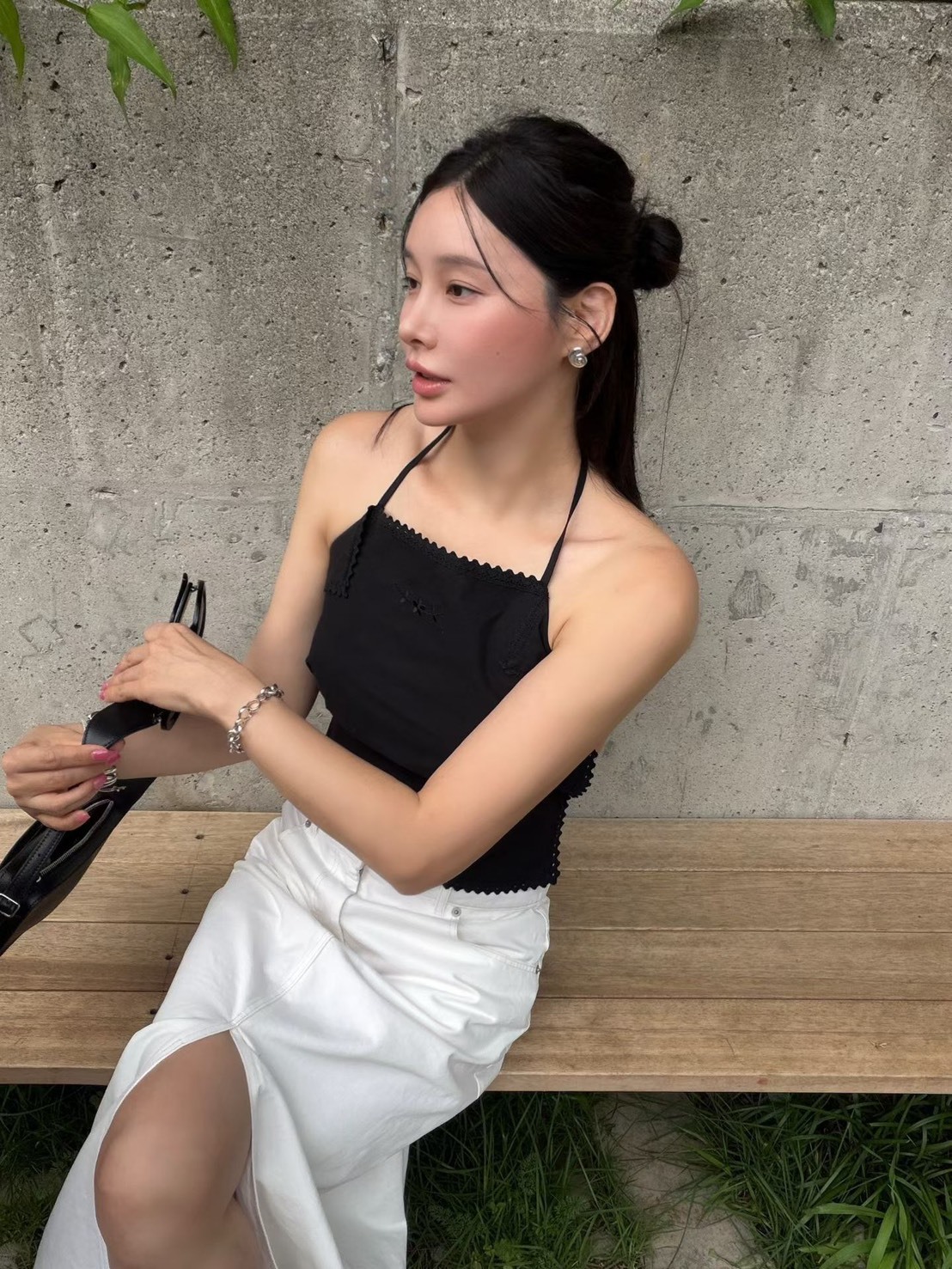 繡結露背雙綁帶肚兜背心