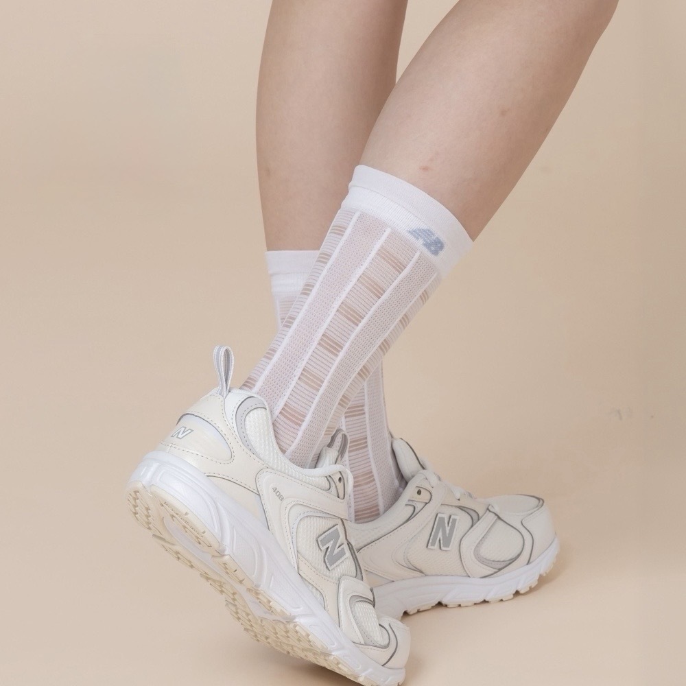 單雙 NEW BALANCE SOCKS 白色 淺藍灰 台灣製造 輕薄 透膚 長襪 中長襪【AC83595】NBSCS