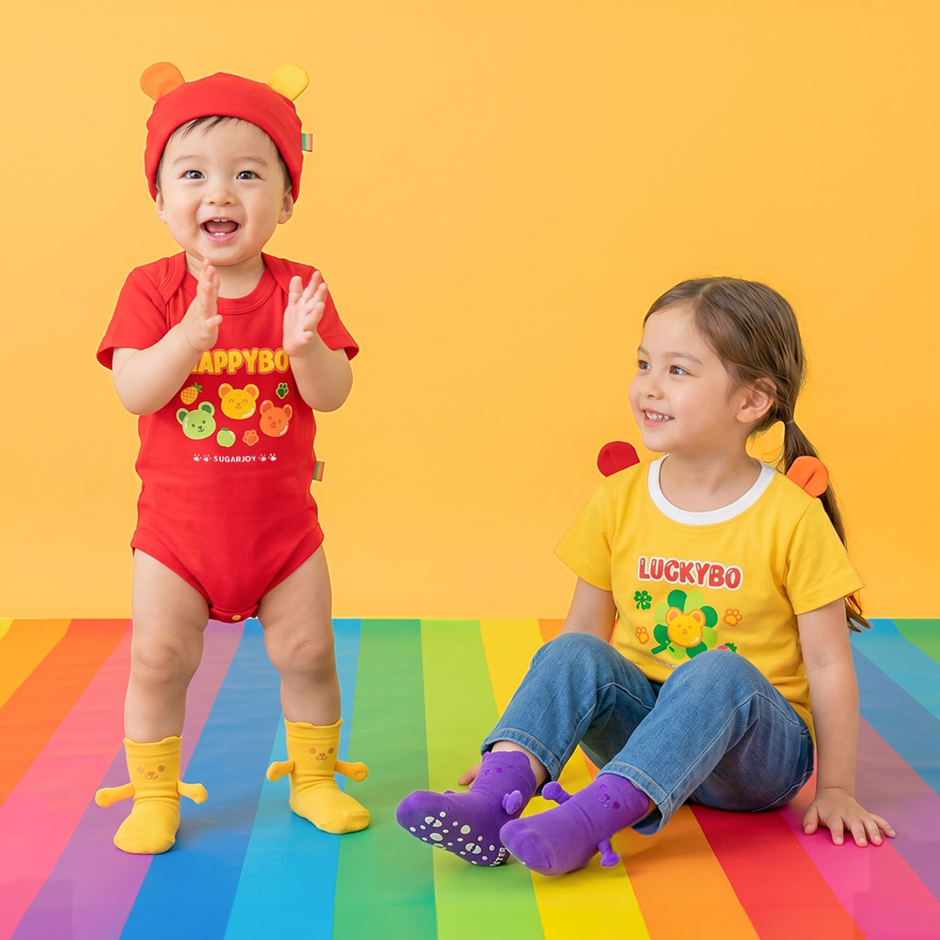 Happy Bo Short-Sleeve Bodysuit with Hat (Red)