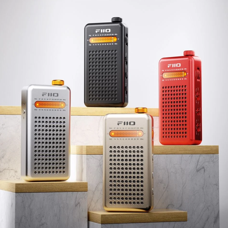 FiiO RR13 可攜式身歷聲收音機
