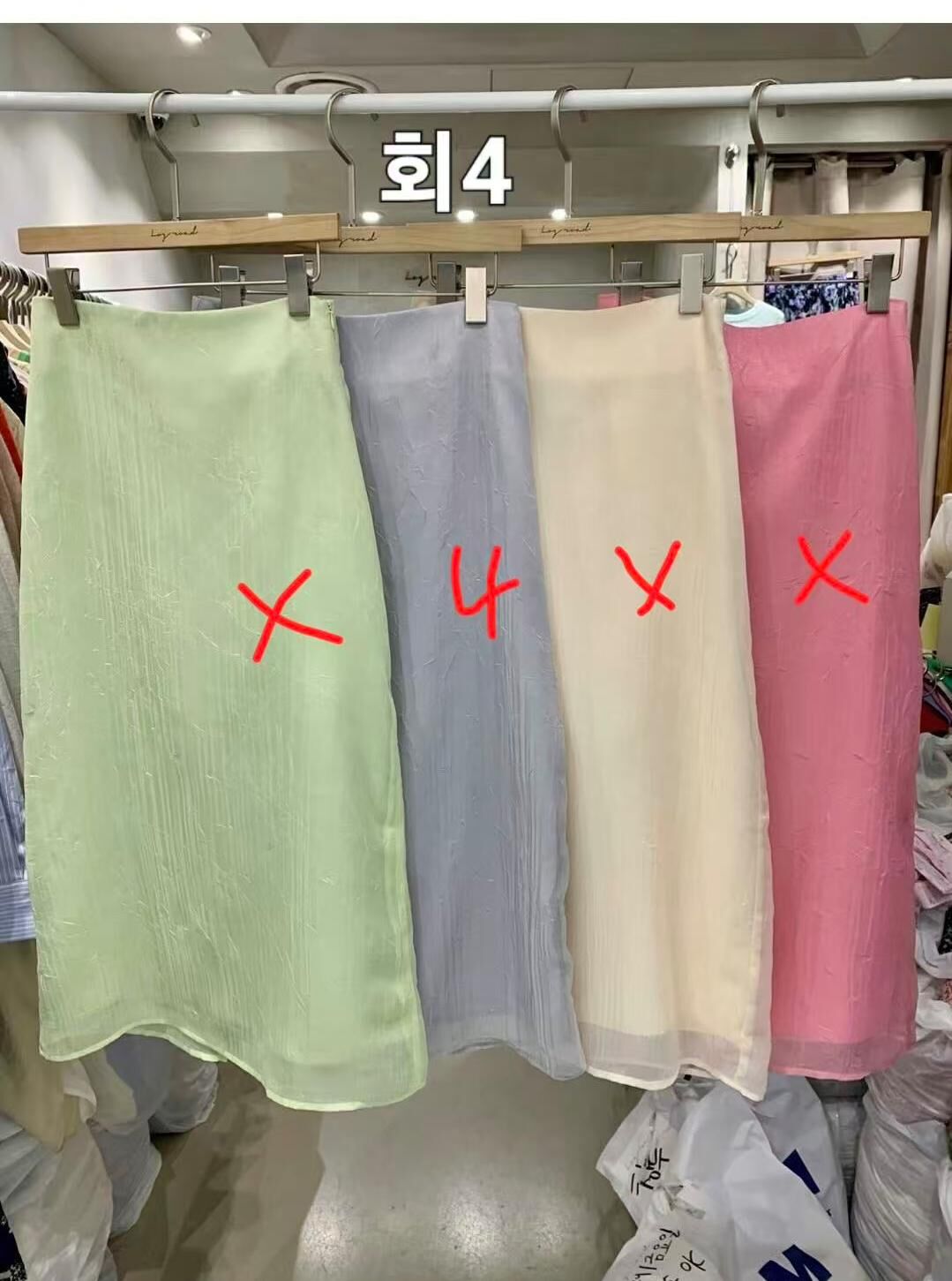 LR6365 細紋紗質半身長裙 *特價貨品不設退換*