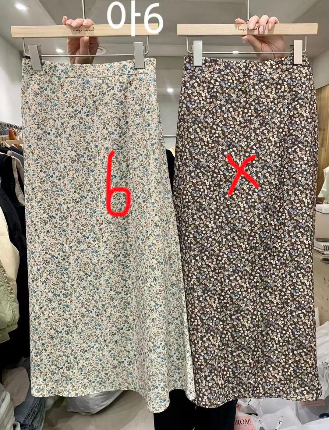 LR6367 復古小碎花直筒長裙 *特價貨品不設退換*