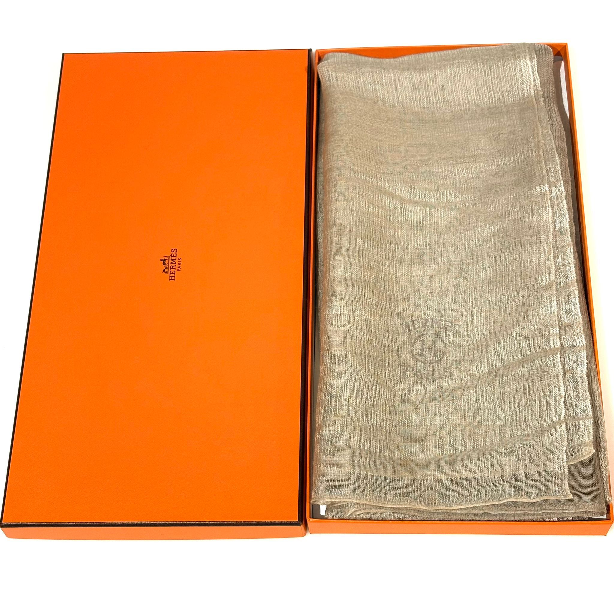 全新HERMES 圍巾/絲巾,210 x 200cm,Cashmere Silk Plume Allumette,杏色/啡色羊絨真絲混紡, 99817 #BRAND NEW #香榭站正品