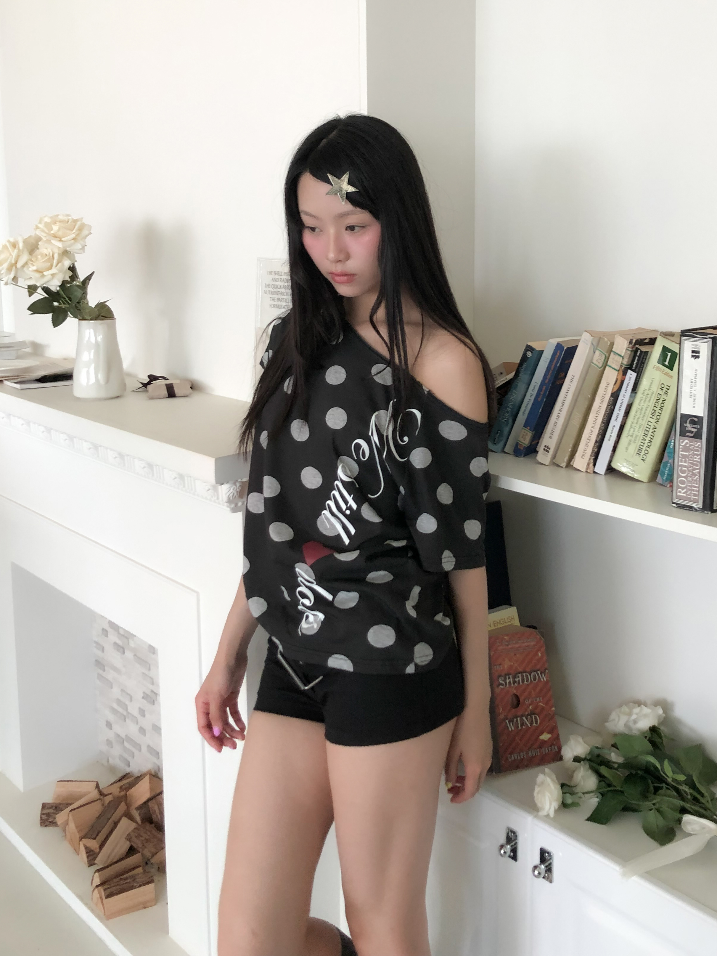 davi dot off shoulder tee #上衣