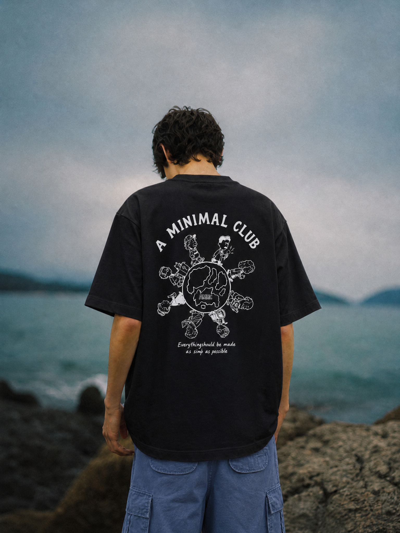 A MINIMAL CLUB BLACK LOGO TEE AM65TE15BK