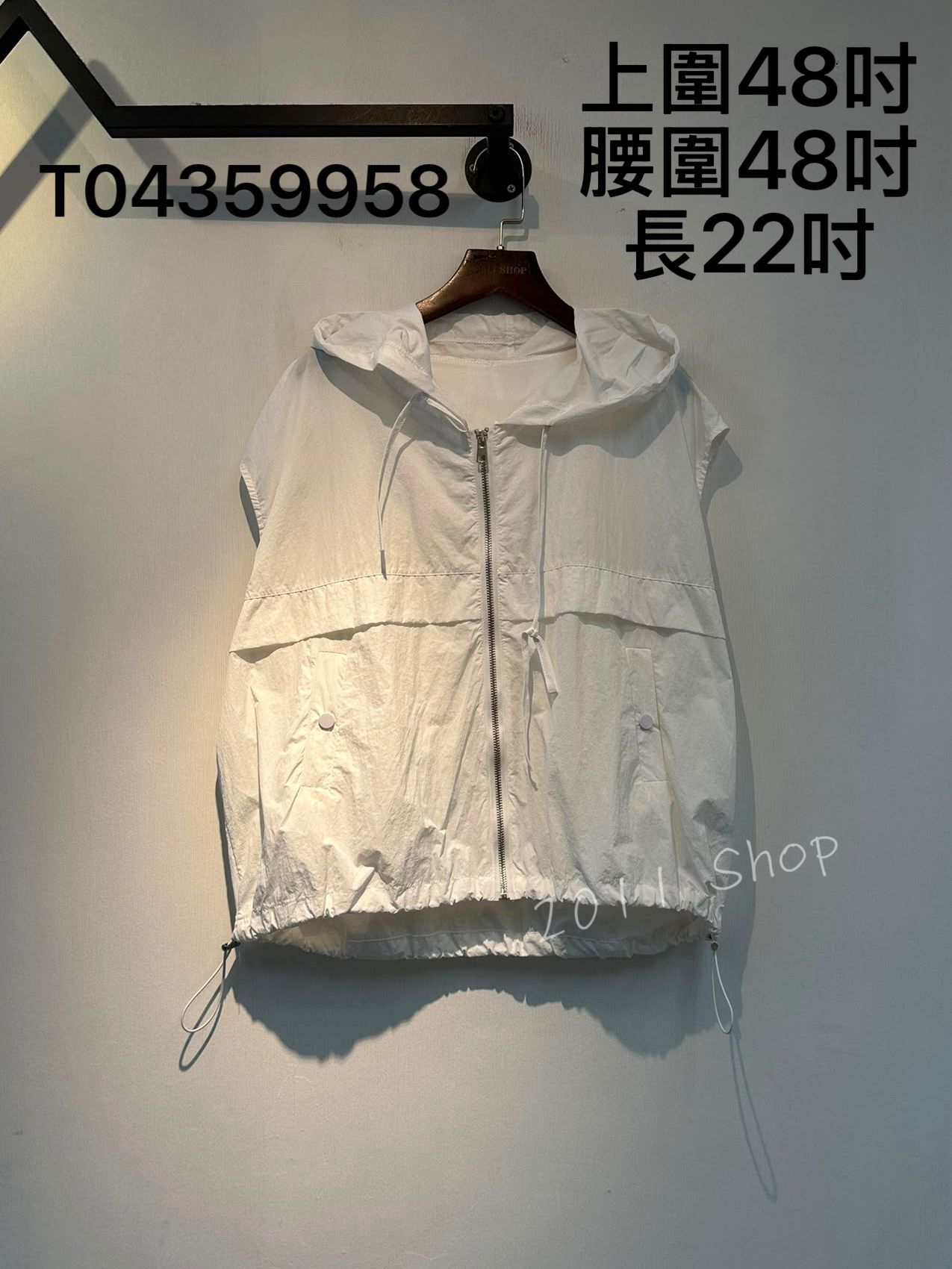 風褸料下擺可束拼接背心外套  上圍48吋 腰圍48吋 長22吋  T04359958