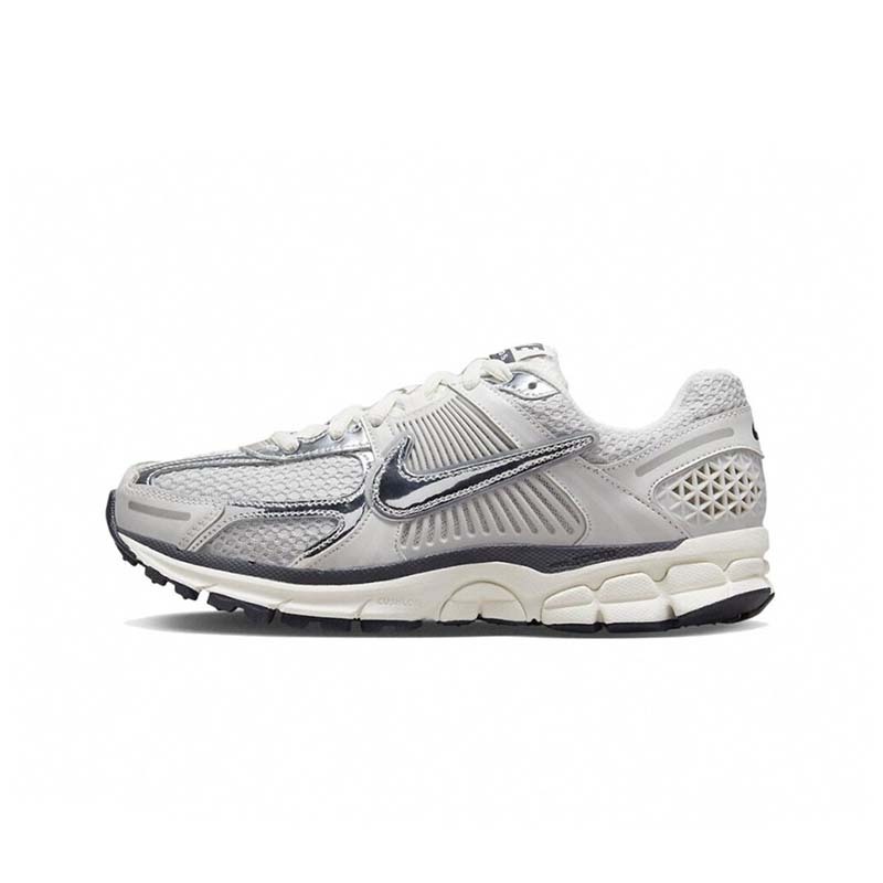 Nike Zoom Vomero 5 "Photon Dust" 運動鞋 休閒鞋 白灰銀 女鞋 FD0884-025 [台灣現貨]