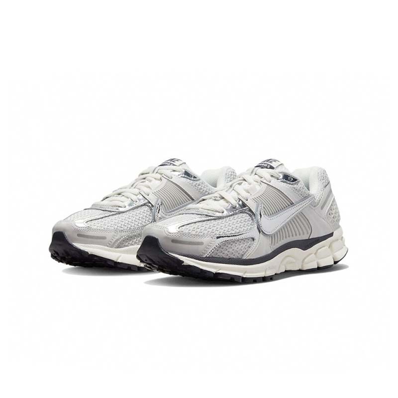 Nike Zoom Vomero 5 "Photon Dust" 運動鞋 休閒鞋 白灰銀 女鞋 FD0884-025 [台灣現貨]
