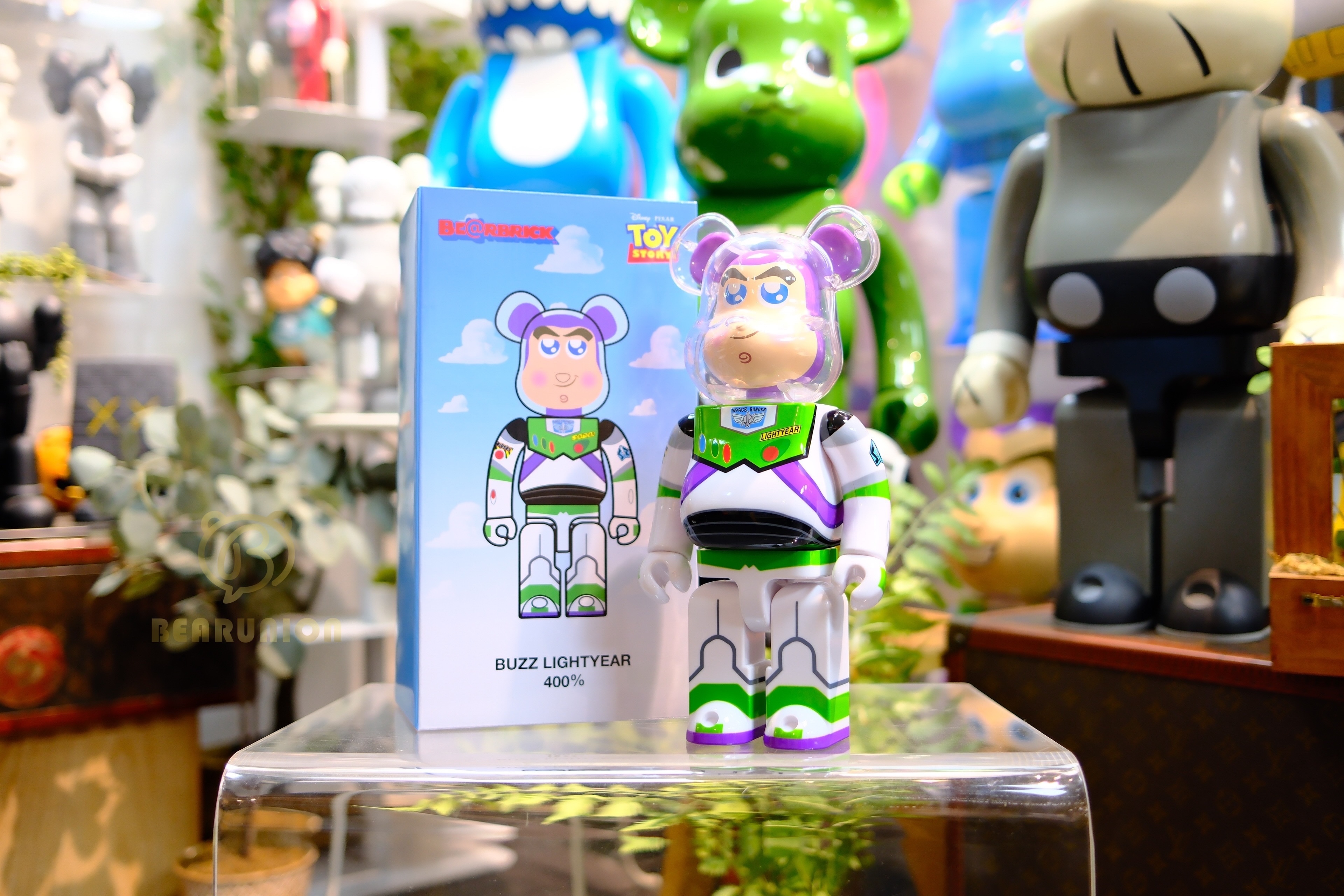 🎏預訂🎏 Bearbrick 400% BUZZ Limited Edition
