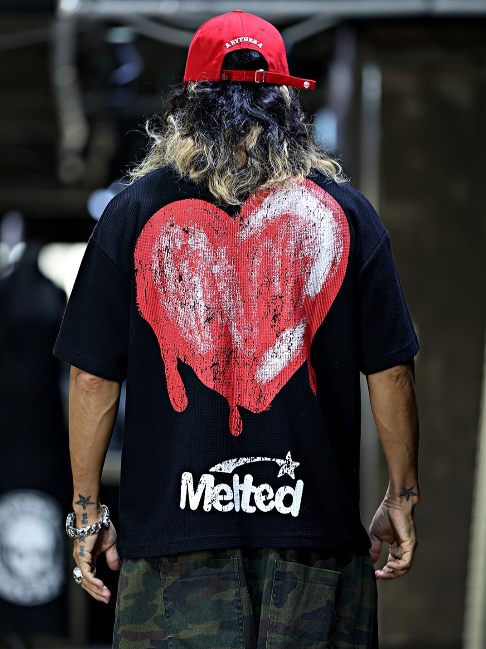 Melting heart pattern waffle short-sleeved T-shirt