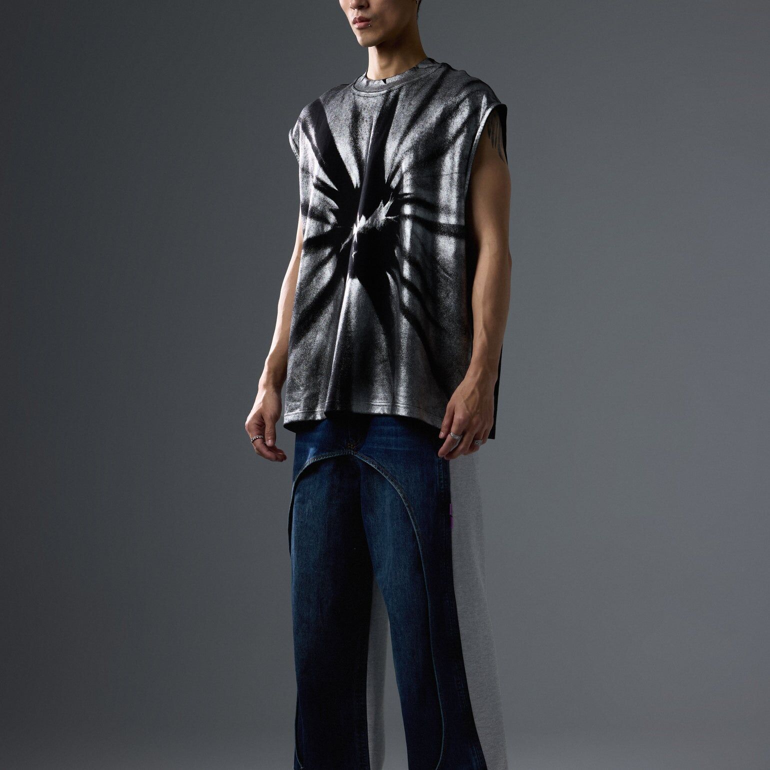 NEISH｜Fracture Silver-Twist Tank Top (Silver)