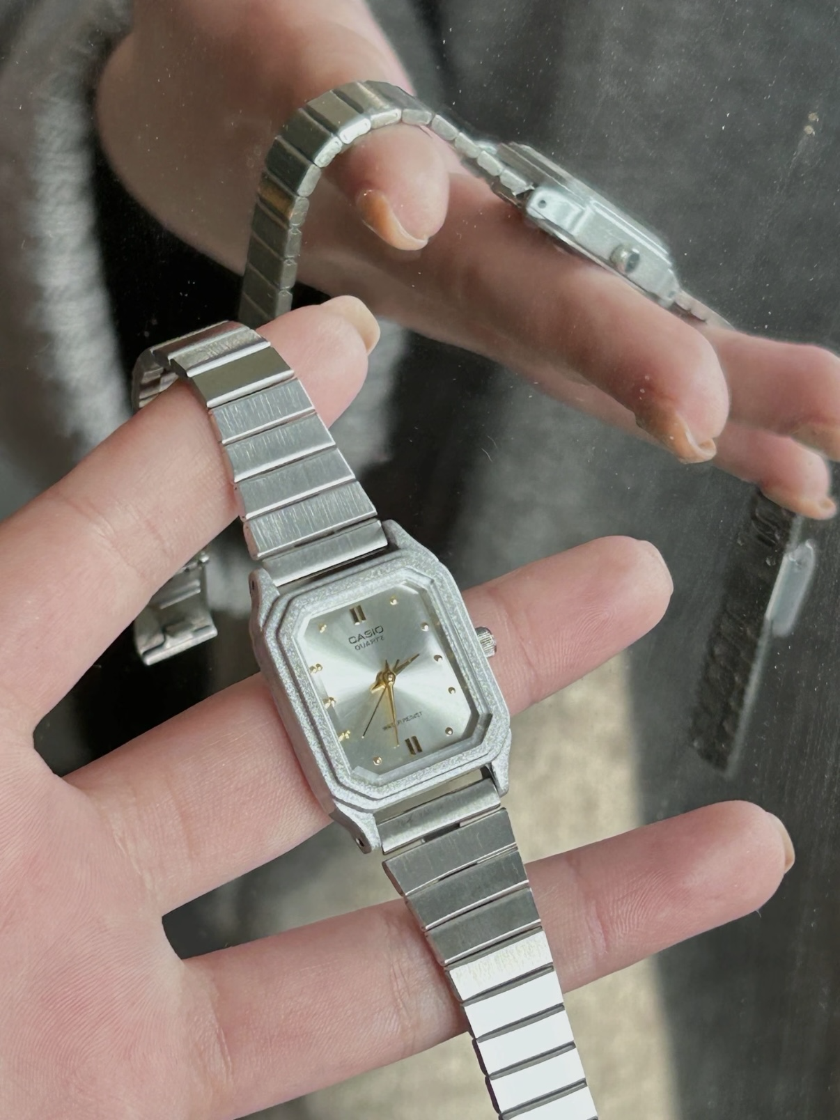 (預購） CASIO vintage系列 復古銀方手錶 石英錶 不鏽鋼