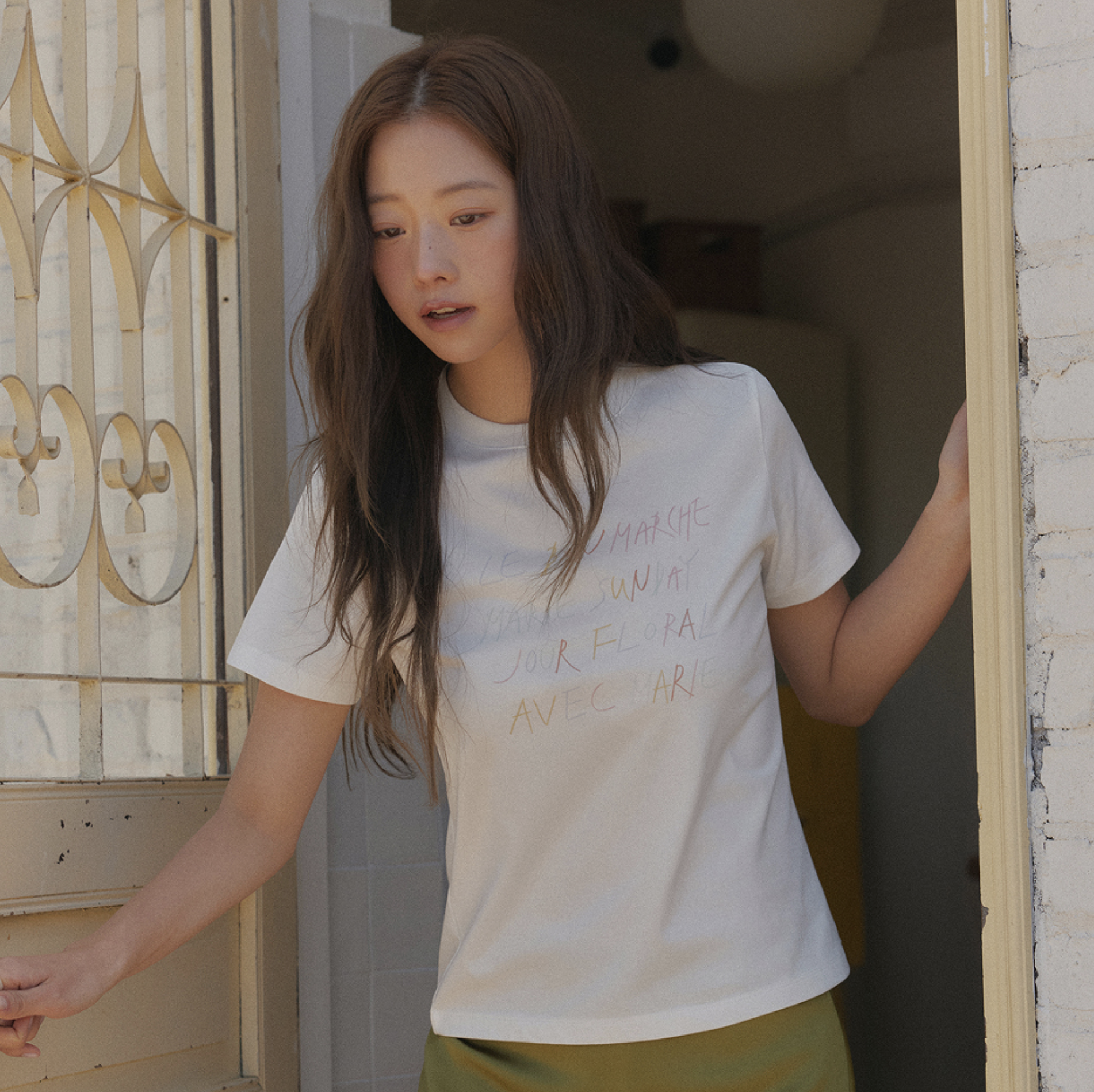 <韓國代購> MARIE CLAIRE RAINBOW LETTERING SHORT SLEEVE TEE