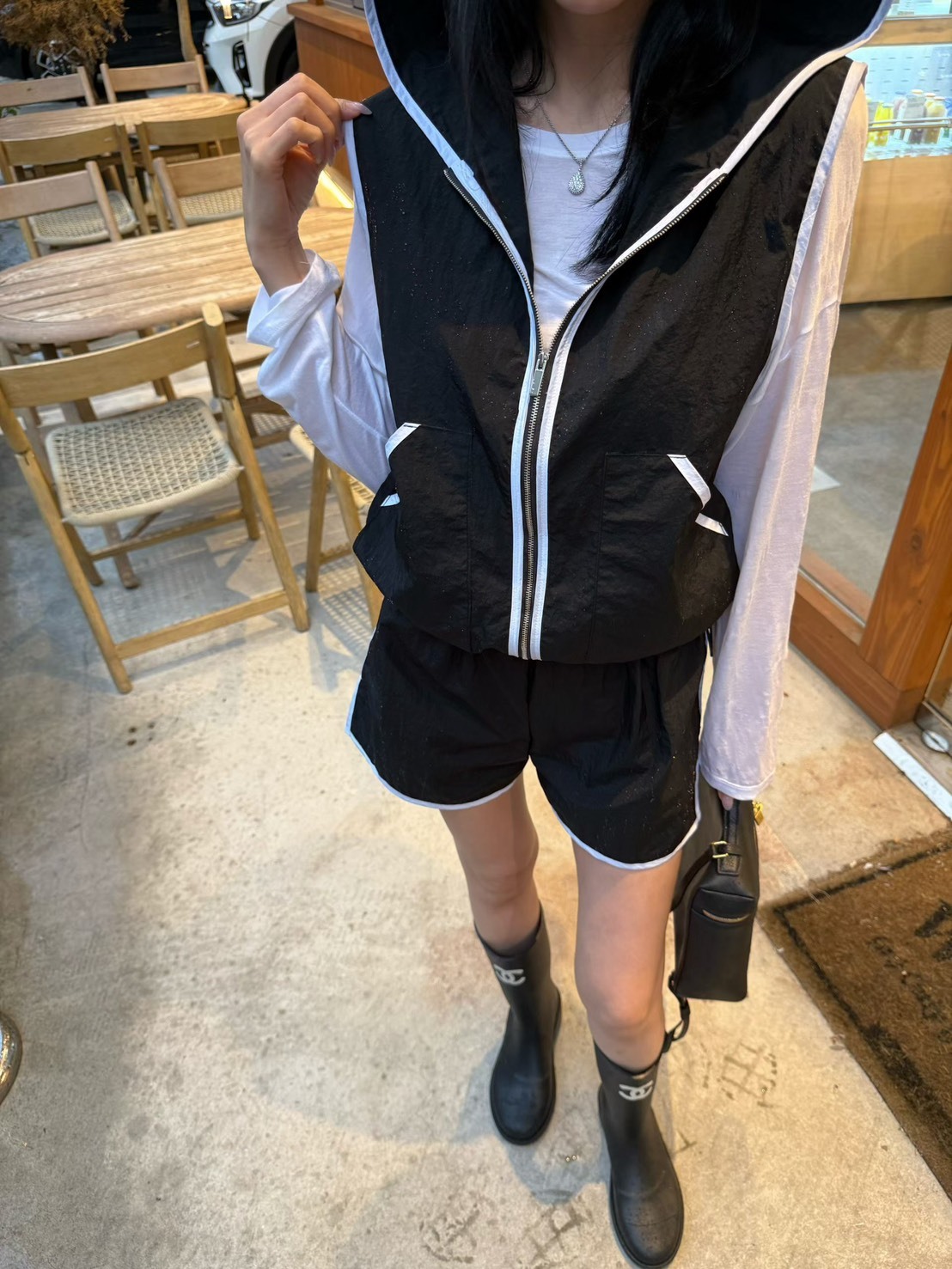 滾邊防潑水連帽馬甲+短褲SET