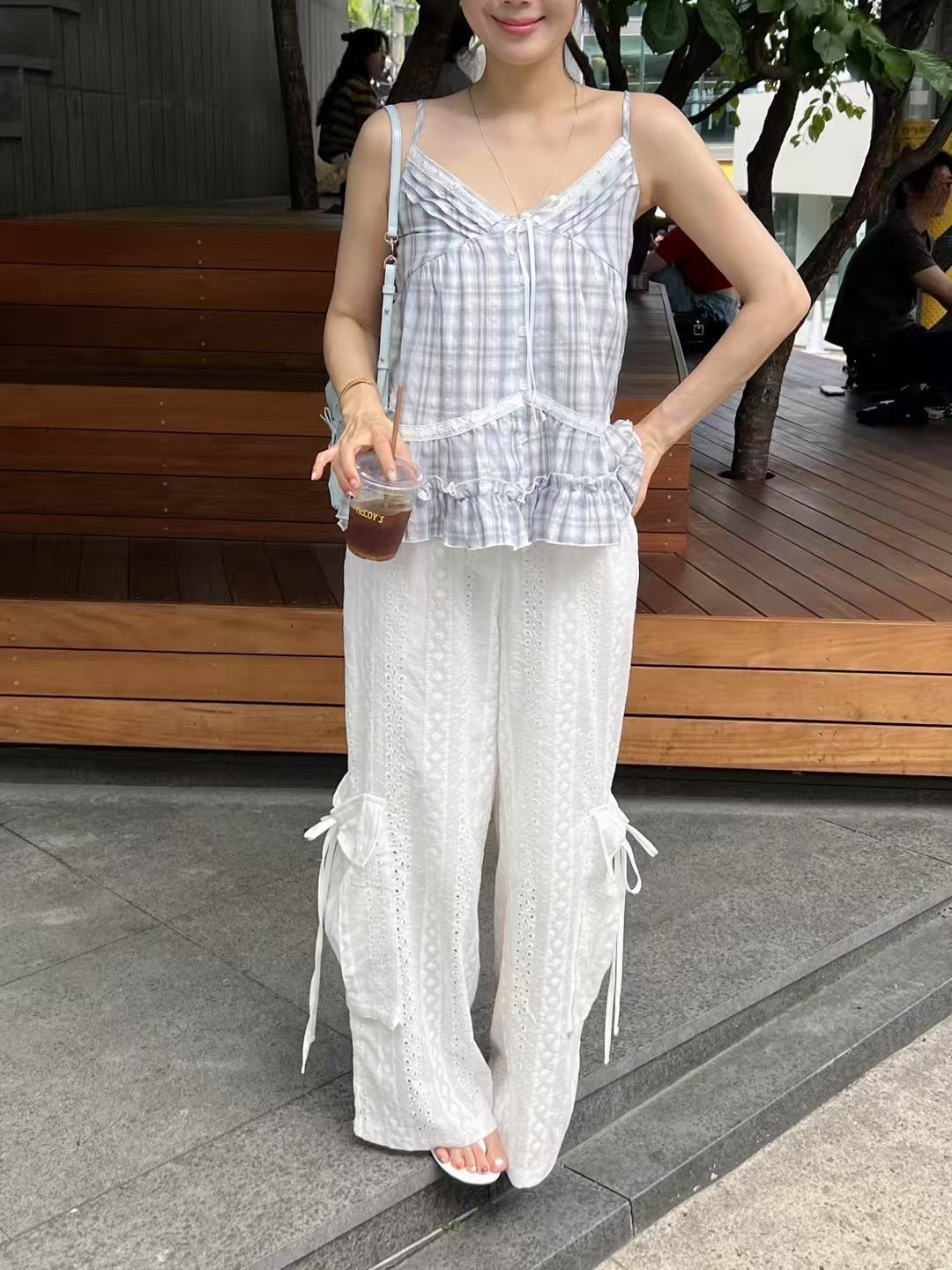 側綁帶口袋蕾絲長褲