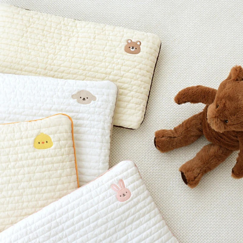 【BABY & I】韓國四季刺繡雙面網眼嬰兒透氣枕100支棉極細紗線 (小雞)