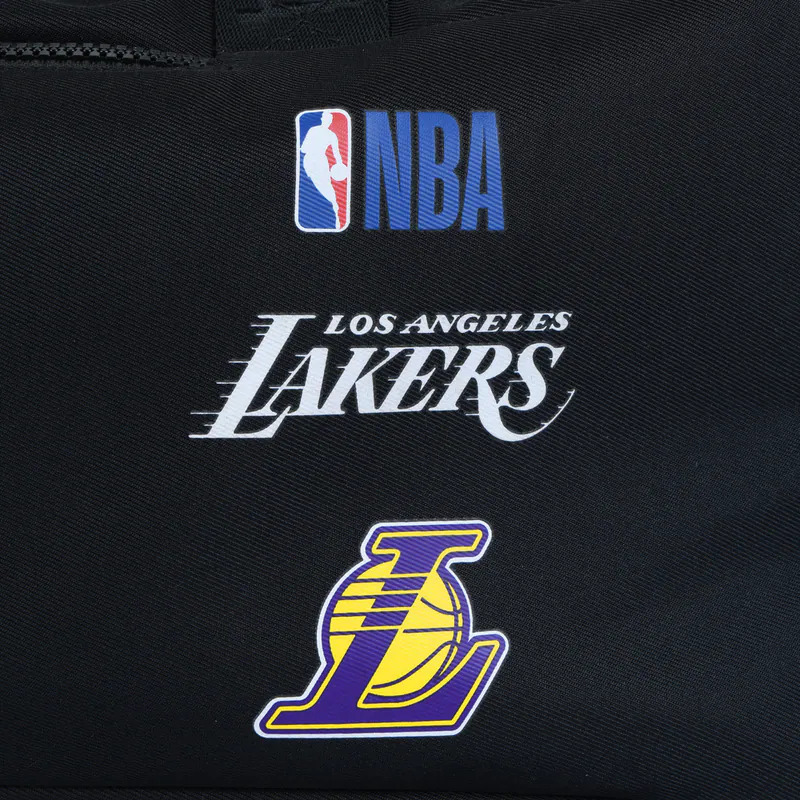 【官網限定】NBA 洛杉磯湖人隊 旅行袋 黑 36251780-20 VII