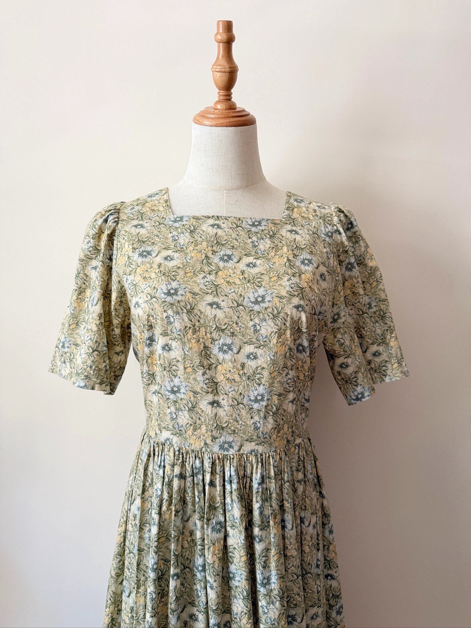 Laura Ashley日本製綠色大花短袖連身裙