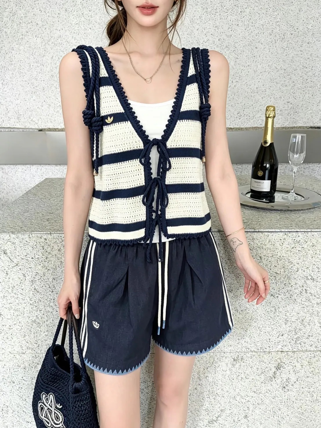 〈夏日度假感🍹〉ADIDAS ORIGINALS  南洋風 針織 綁帶罩衫 深藍