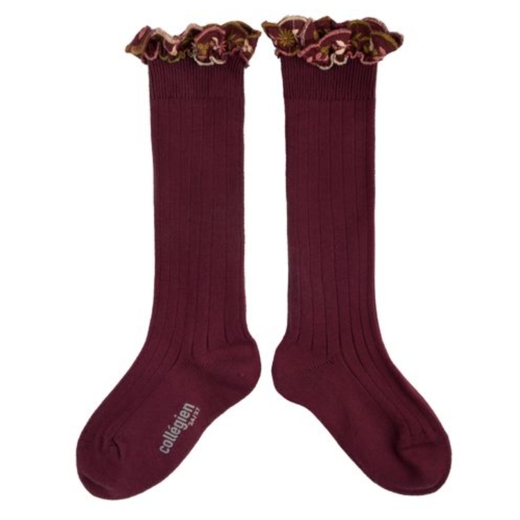 (預購) COLLEGIEN 花卉刺繡荷葉邊高筒襪 Eglantine - 640 Bordeaux Grand Cru 酒紅