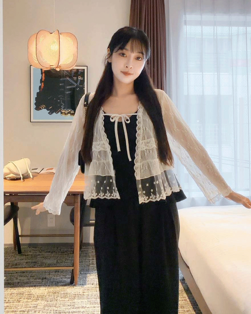 LINA LINA唯美手扎刺繡花朵蝴蝶結蕾絲罩衫-純潔白