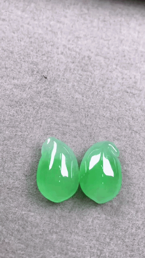 618337 翡翠綠瓜一對