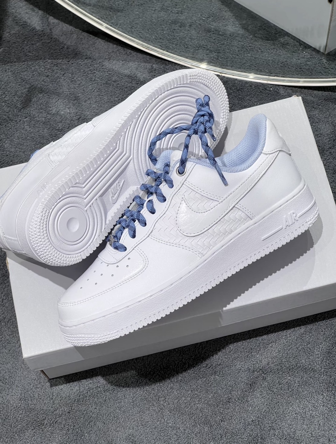 <是周董來了嗎?🫡> NIKE AIR FORCE 1 '07 LV8 青花瓷 白藍 編織 格子 休閒鞋 男鞋