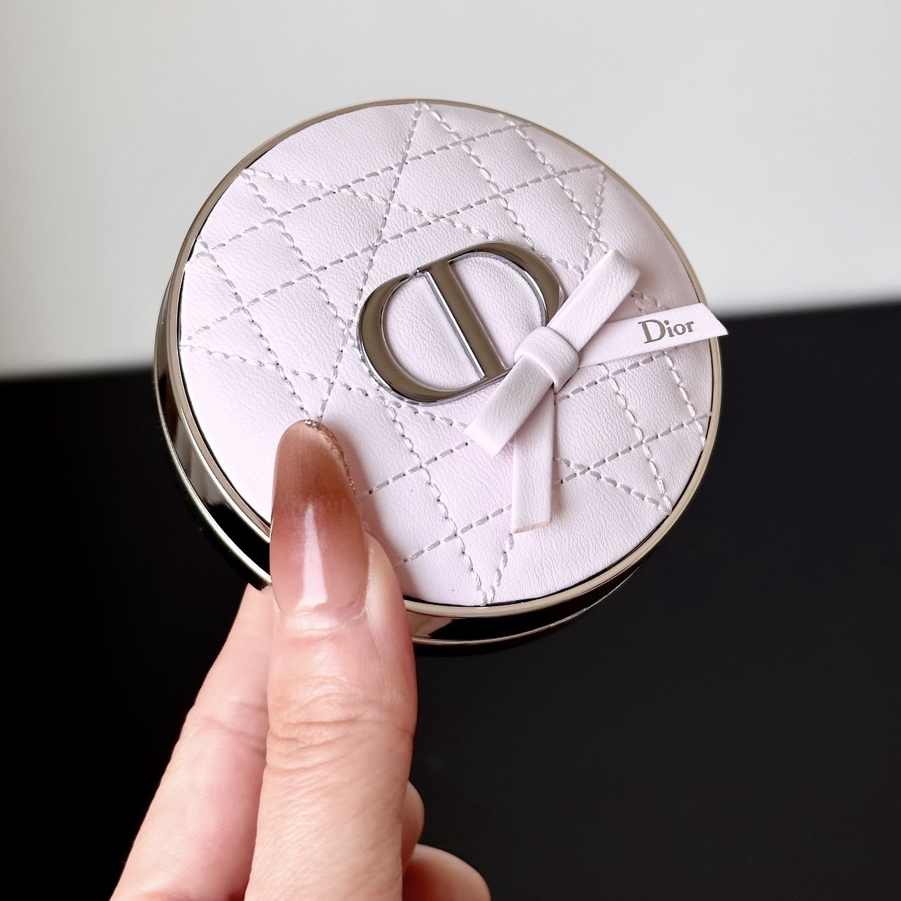 DIOR BEAUTY 蝴蝶結氣墊殼 三色 外殼 時尚飾品 迪奧