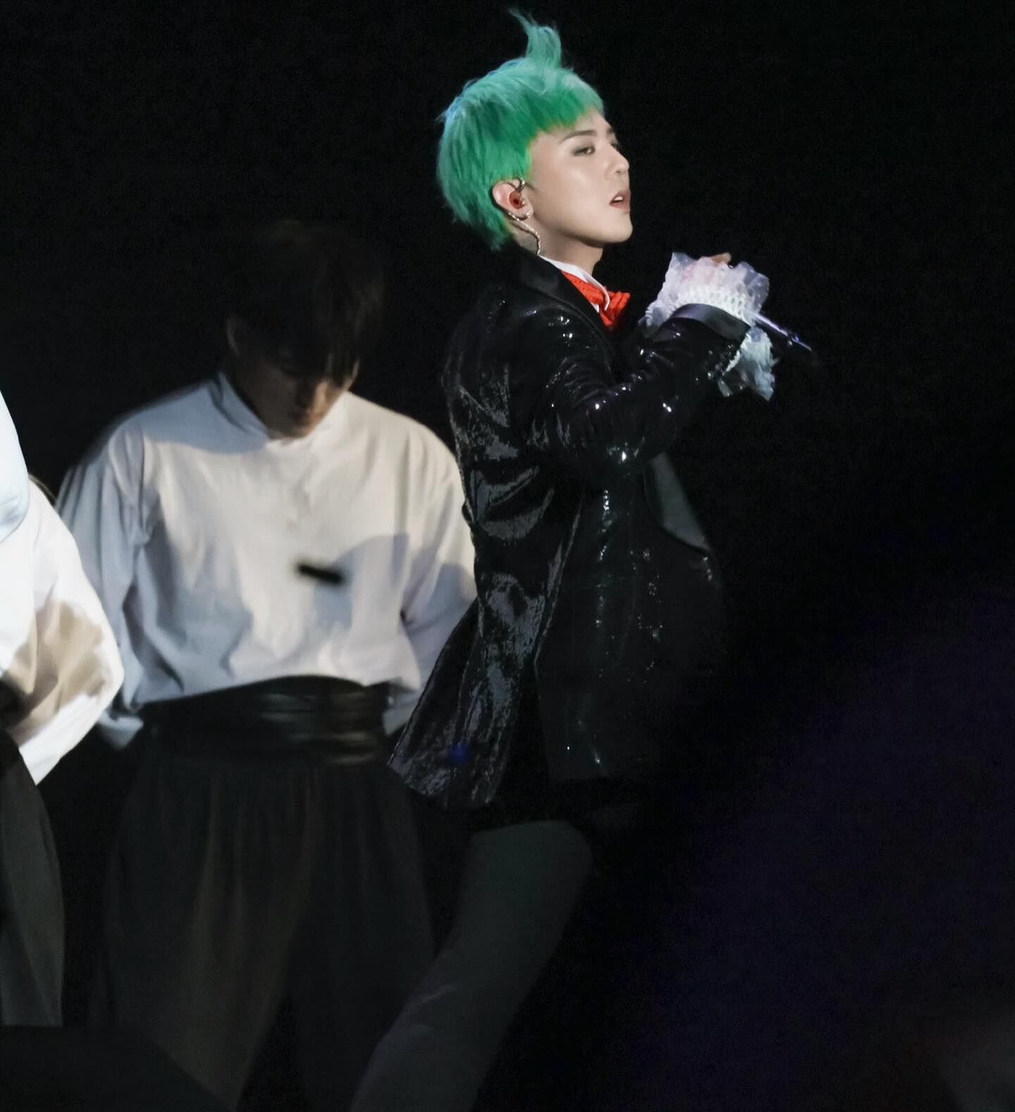 < 龍粉 FAM們尖叫🤩> GD Q版 綠髮西裝王子 公仔 迷你版💓