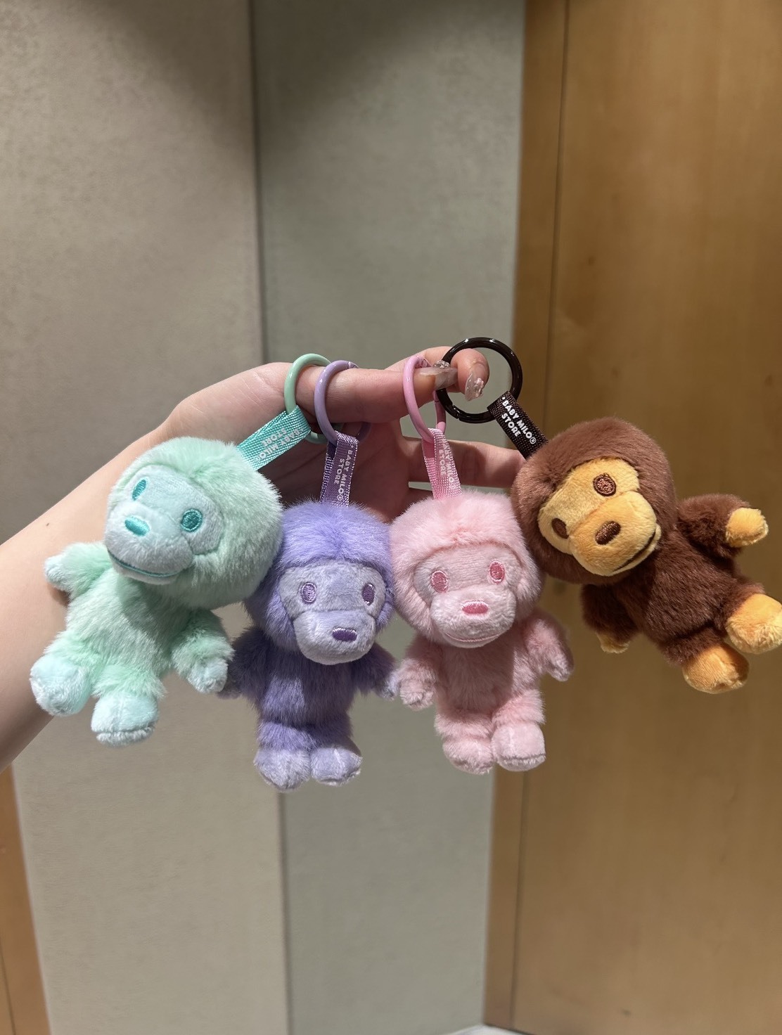 <潮潮都在掛的小可愛✨>BAPE BABY MILO 毛絨公仔鑰匙扣 吊飾