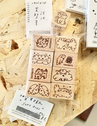 A Kind of cafe什物．蓬鬆的朋友 限定扭蛋8入組 +贈品小章一顆